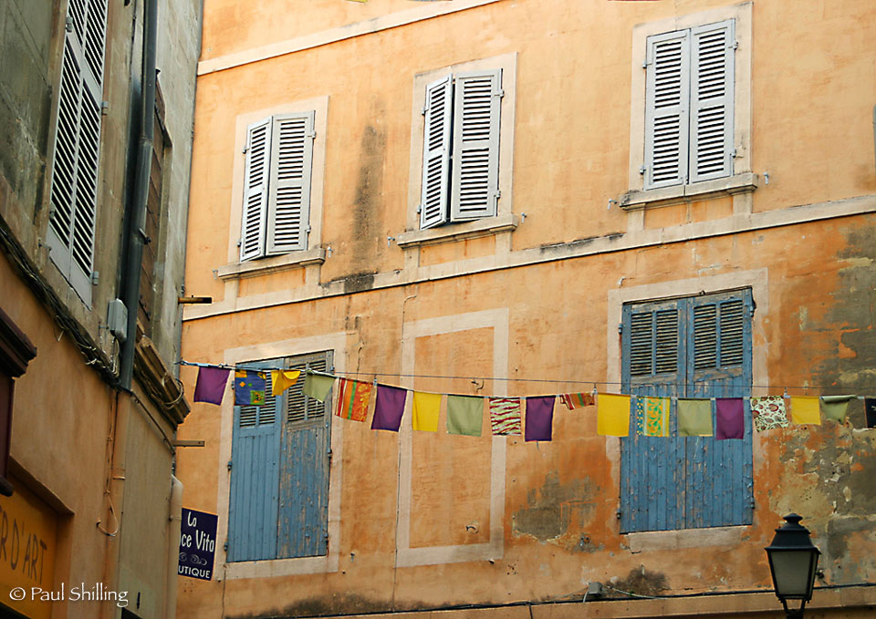 Flags-in-Arles.jpg