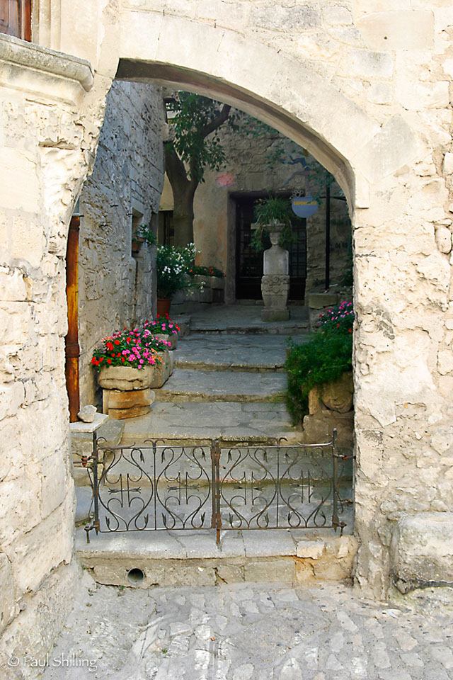 Les-Baux-Gate.jpg