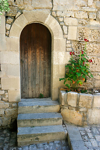 Arles-Doorway.jpg