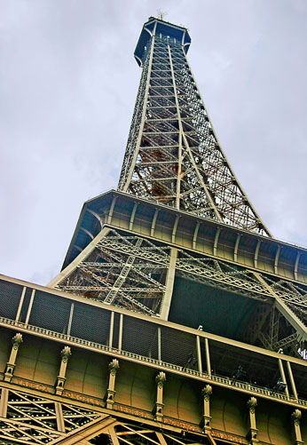 Eiffel-Tower.jpg