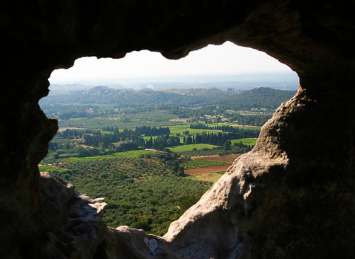 View-From-Les-Baux.jpg